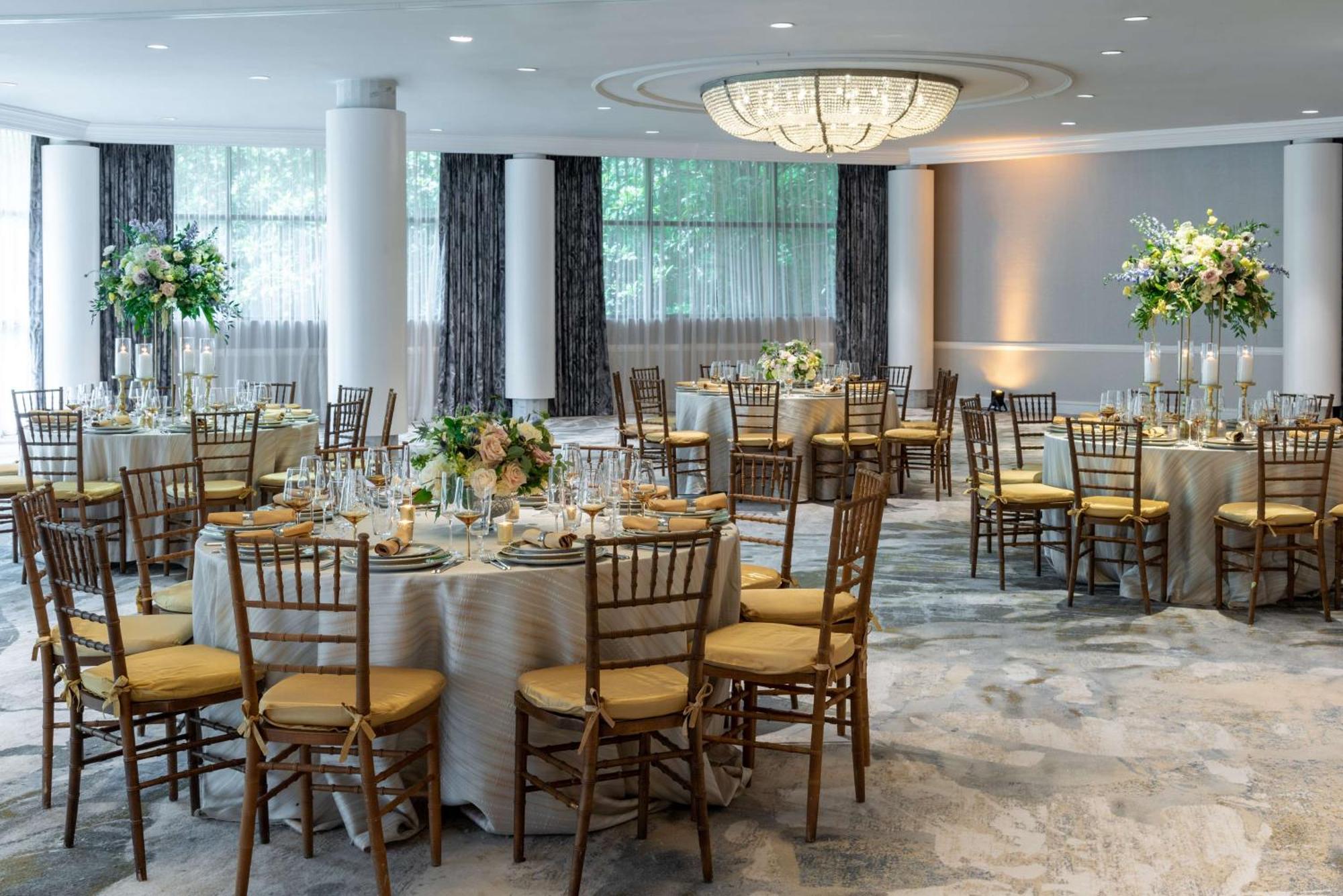 Hilton Alexandria Mark Center Екстер'єр фото