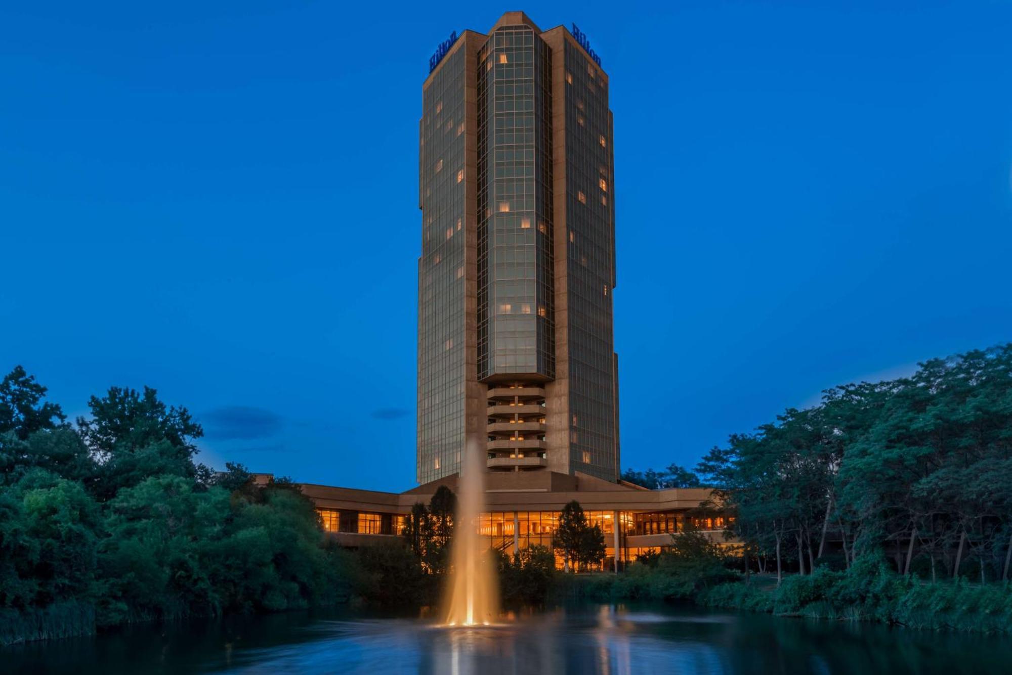 Hilton Alexandria Mark Center Екстер'єр фото